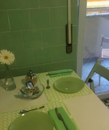 Eco Marela Oda ve Kahvaltı 4*