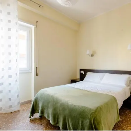 Oda ve Kahvaltı Eco Marela Roma