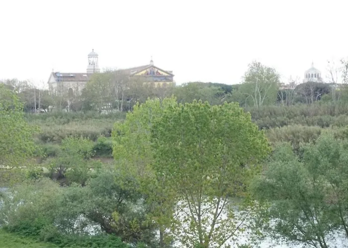 Eco Marela Nocleg ze śniadaniem 4*